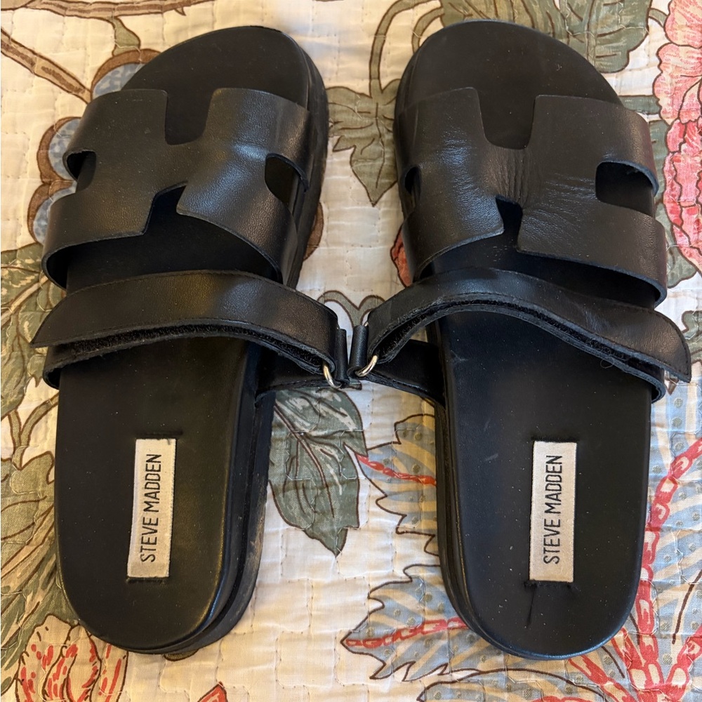 Steve Madden Black Leather H-strap Slide Sandals